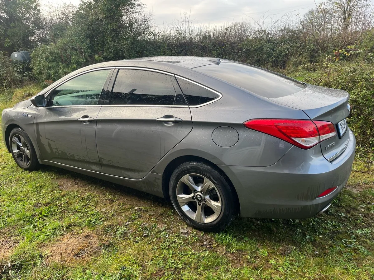 2015 Hyundai  i40 needs work - Image 4