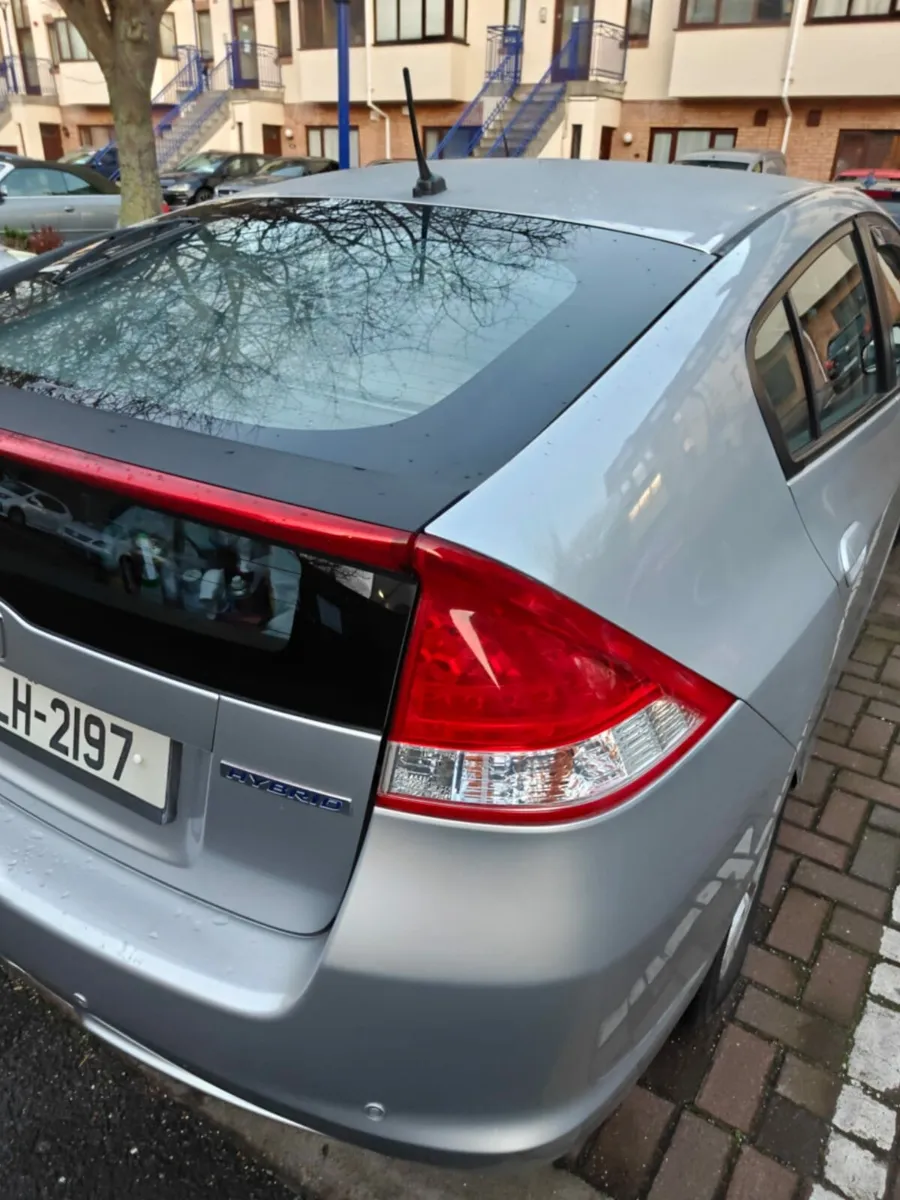 2010 Honda insight - Image 3