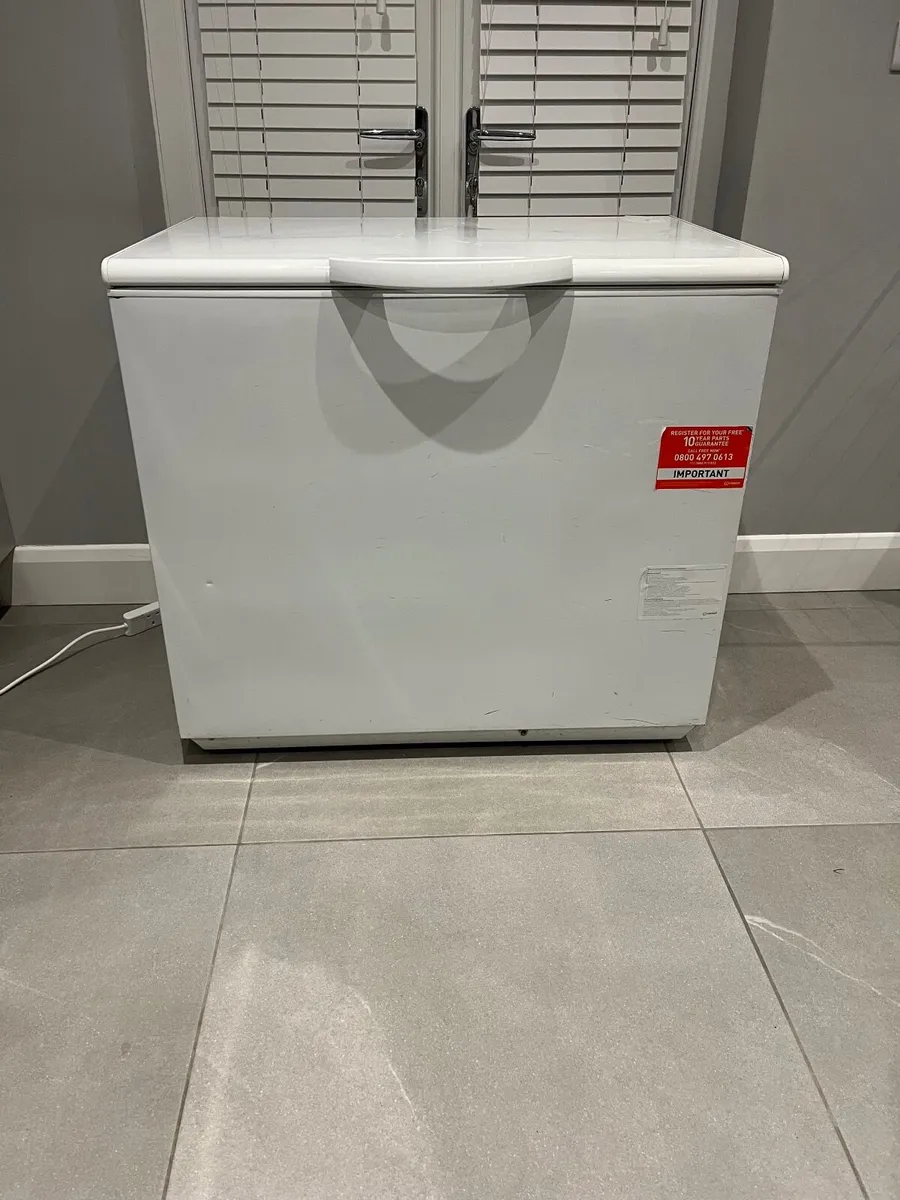 Electrolux chest freezer - Image 3