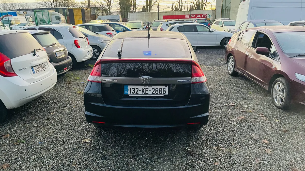 Honda Insight 2013 AUTOMATIC HYBRID LOW MILEAGE - Image 4