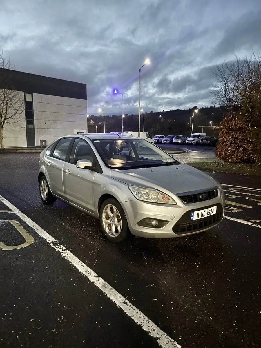 2011 ford focus - Image 1