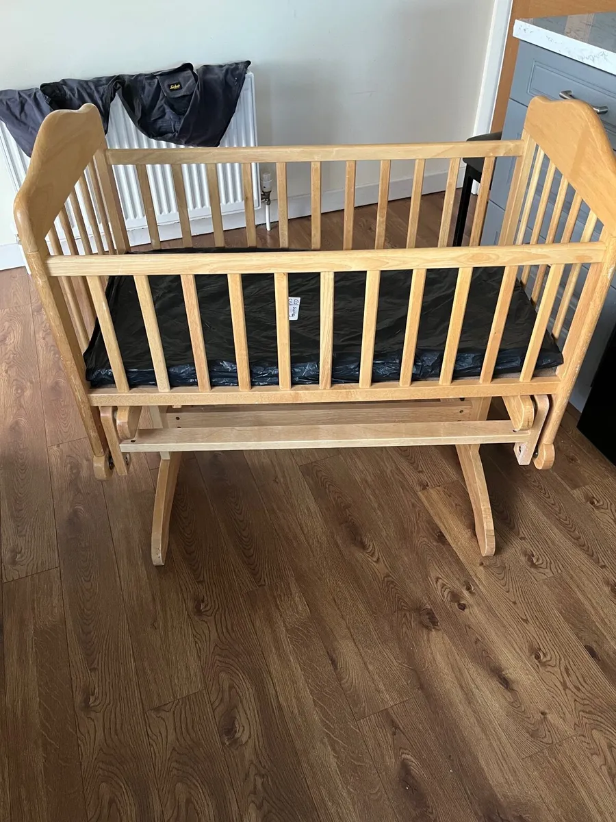 Swing crib - Image 2