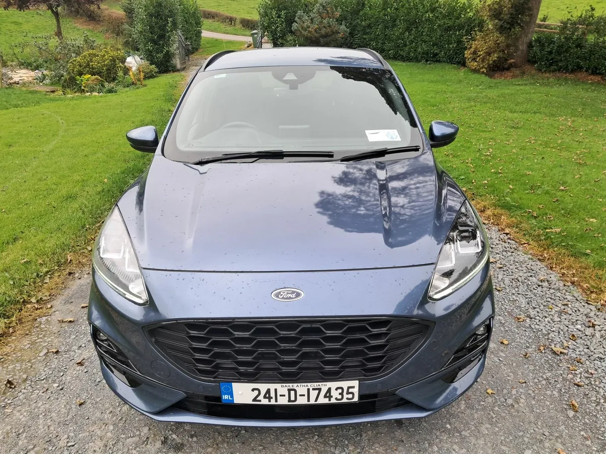 241 KUGA ST-LINE 2.5 PHEV - Image 2