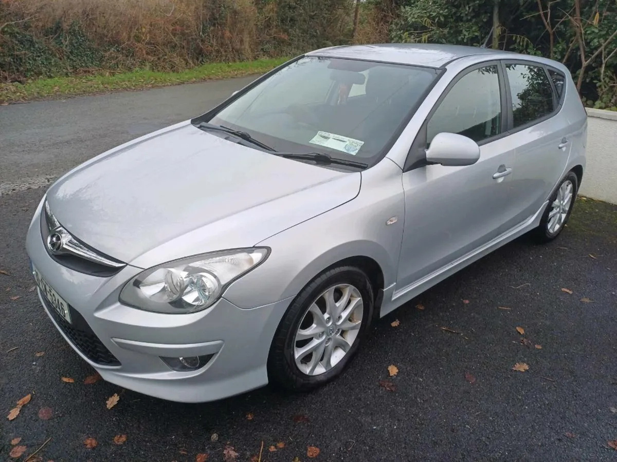 Hyundai I30 Nct & Taxed 26 Excellent Condition - Image 1