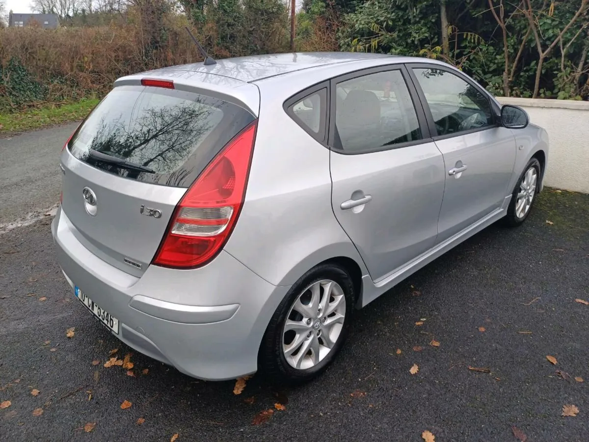 Hyundai I30 Nct & Taxed 26 Excellent Condition - Image 2