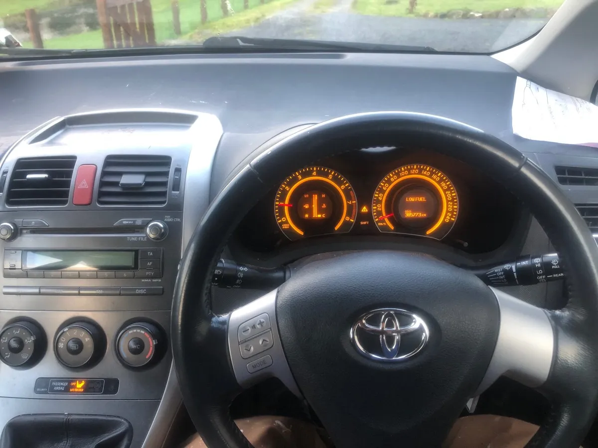 *** SOLD*** Toyota Auris 2007 - Image 4