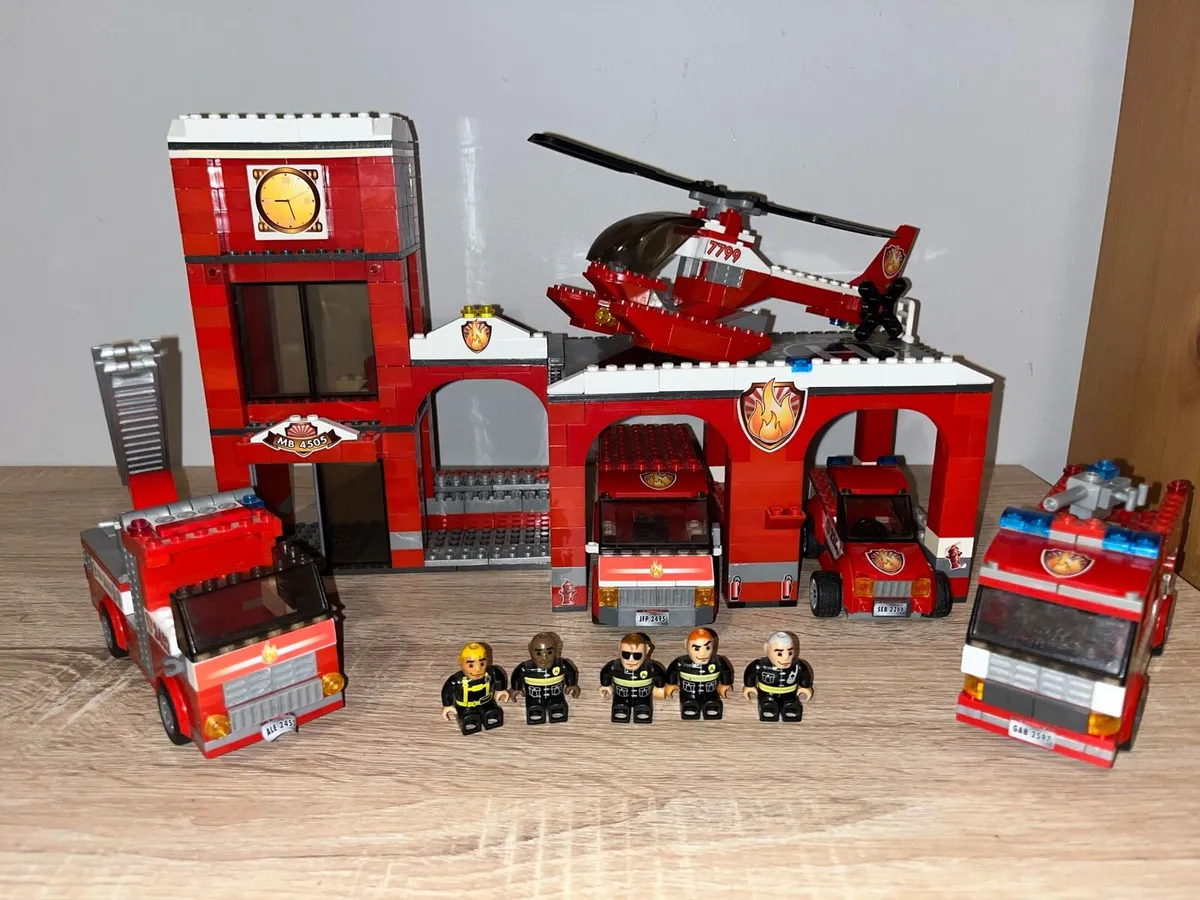 Blockz - Police and Fire - Image 2