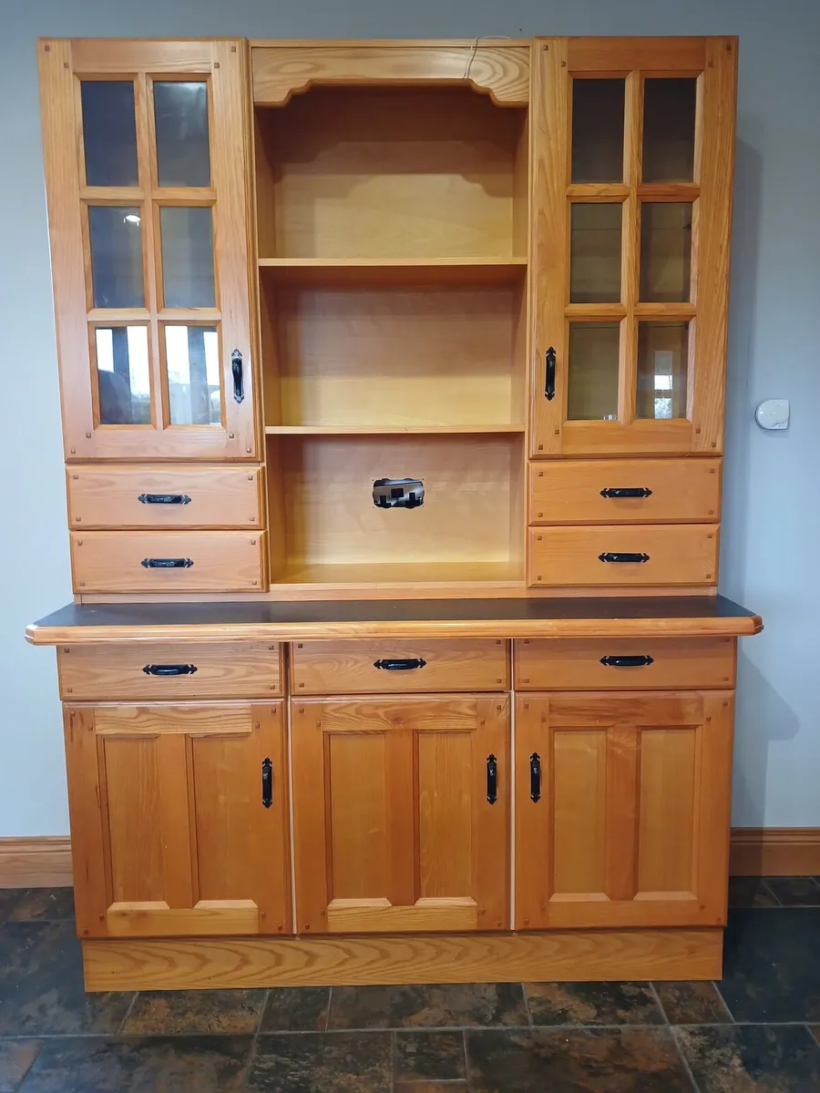 Kitchen dresser