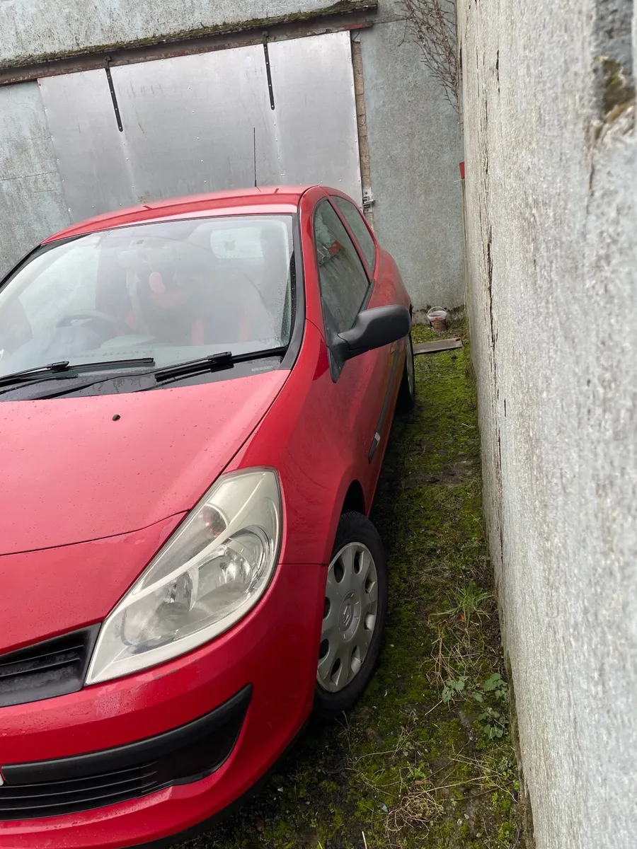 Renault Clio 2008 - Image 2