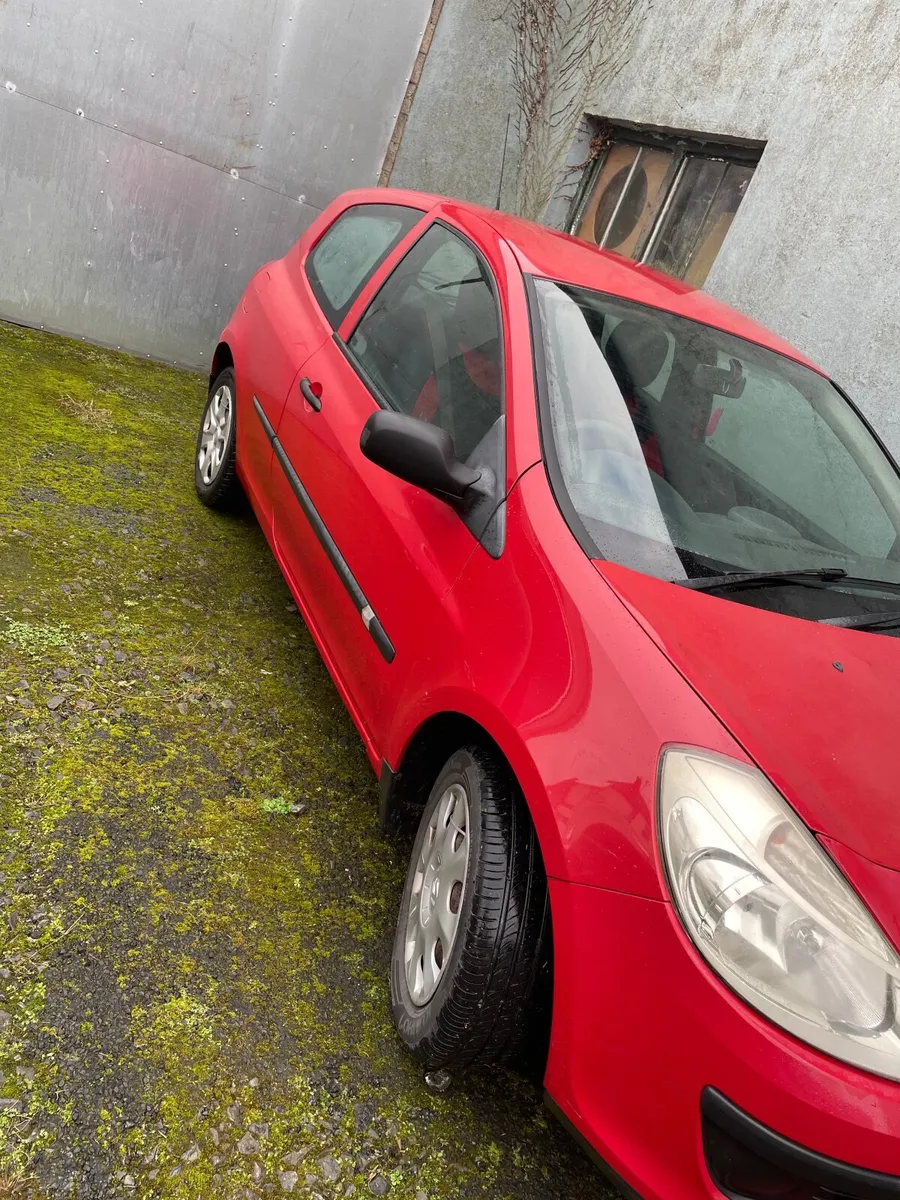 Renault Clio 2008 - Image 1