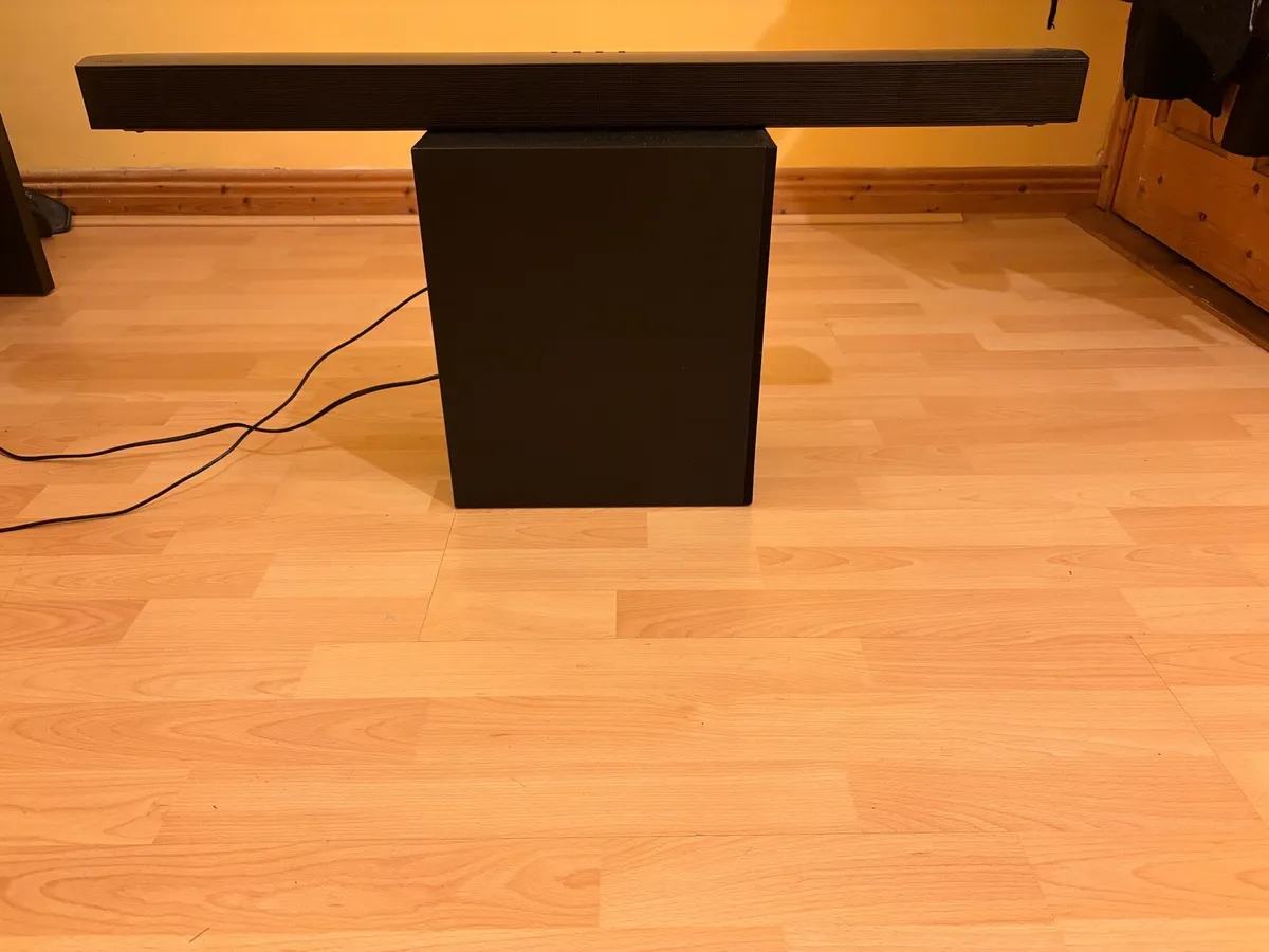 Samsung Soundbar + Subwoofer - Image 3