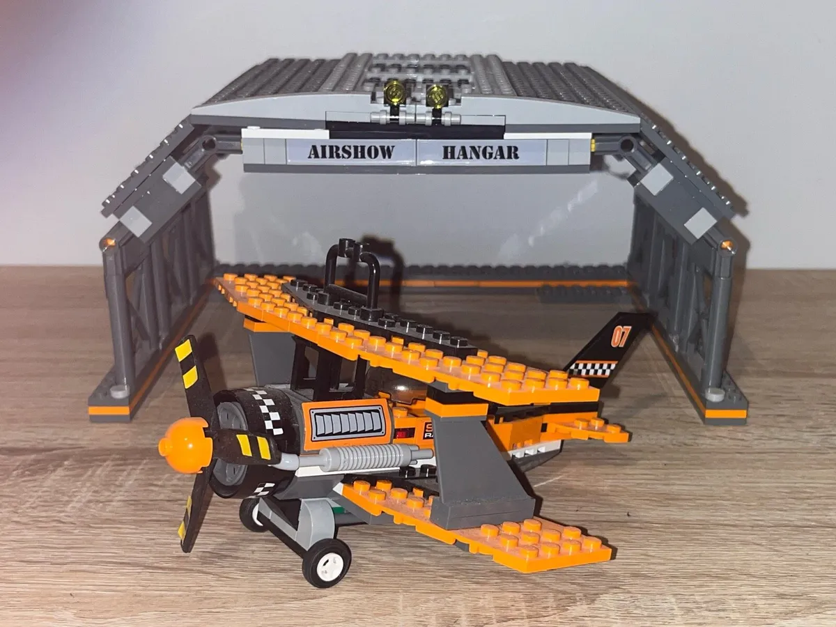Lego City - Airshow - Image 1