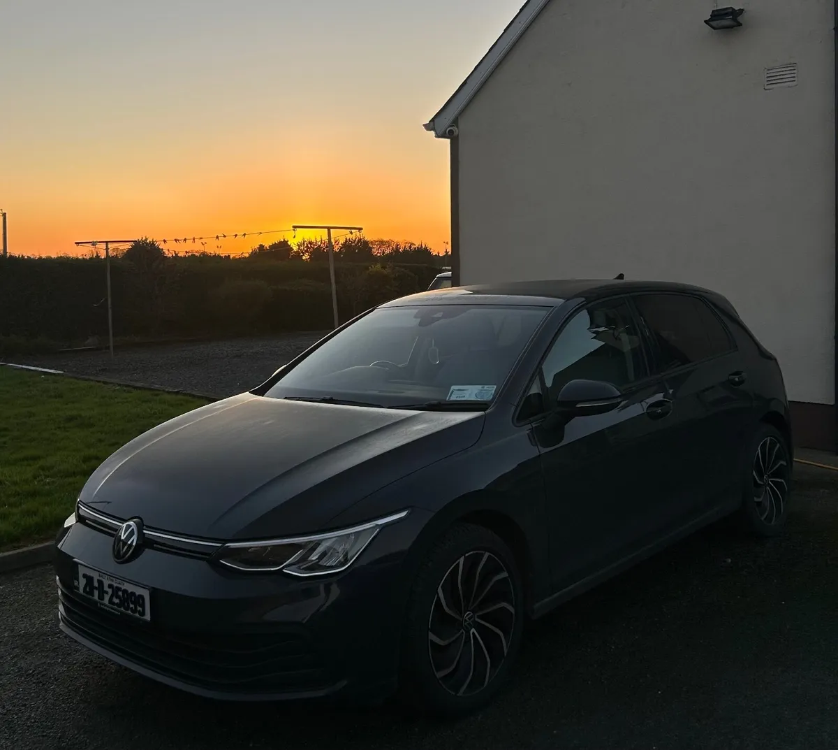VOLKSWAGEN GOLF , URANO GREY - Image 1