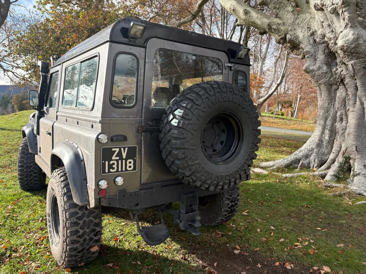 Defender 90 7 seater - Image 3