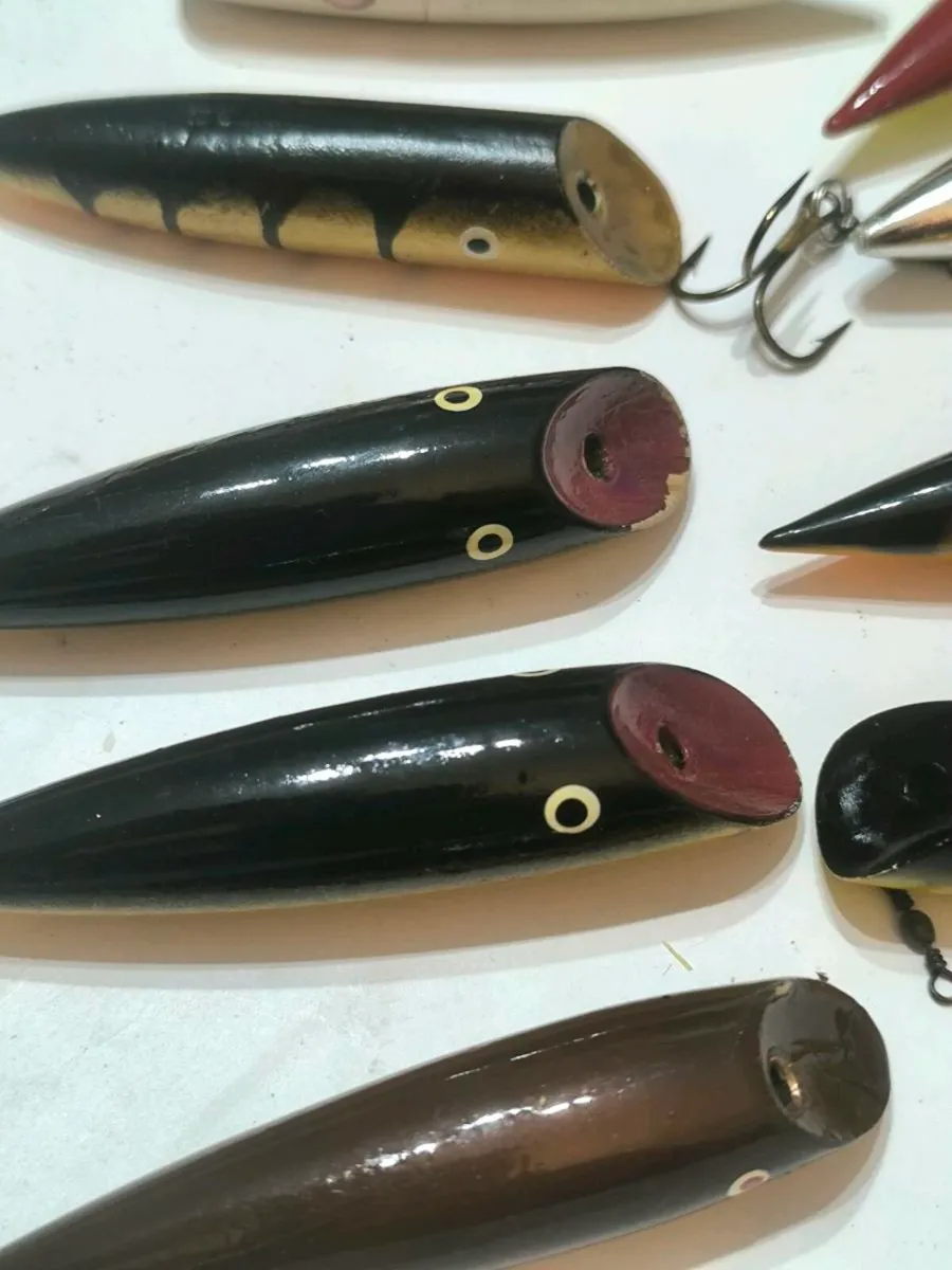 9 Tay lures wood and plastic - Image 2