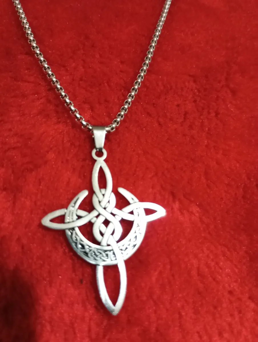 Silver Celtic Cross Pendant - Image 2