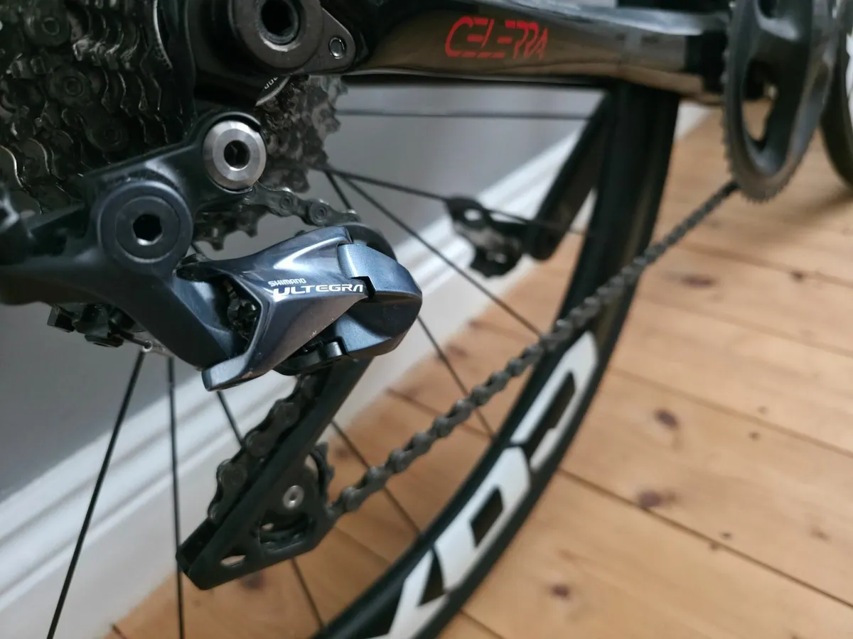 Carbon Road Bike - Celerra Disk Pro Ultegra R8000 - Image 4
