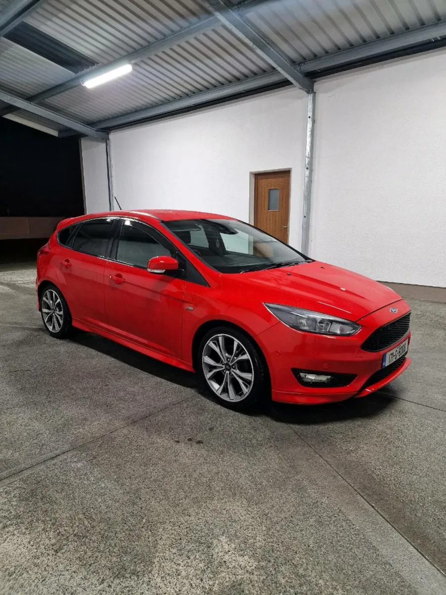 Ford focus st-line 2017 - Image 2