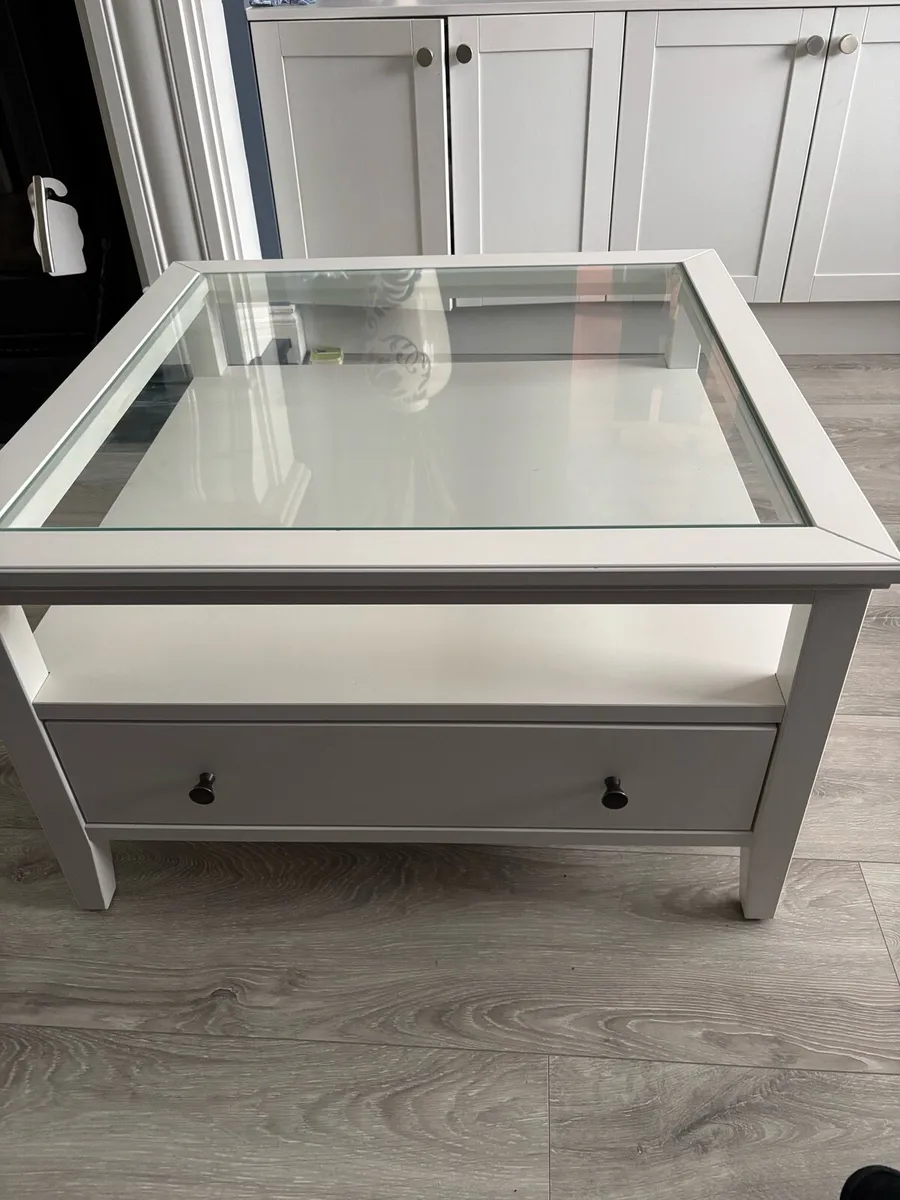 Coffee Table White - Like New - Image 1