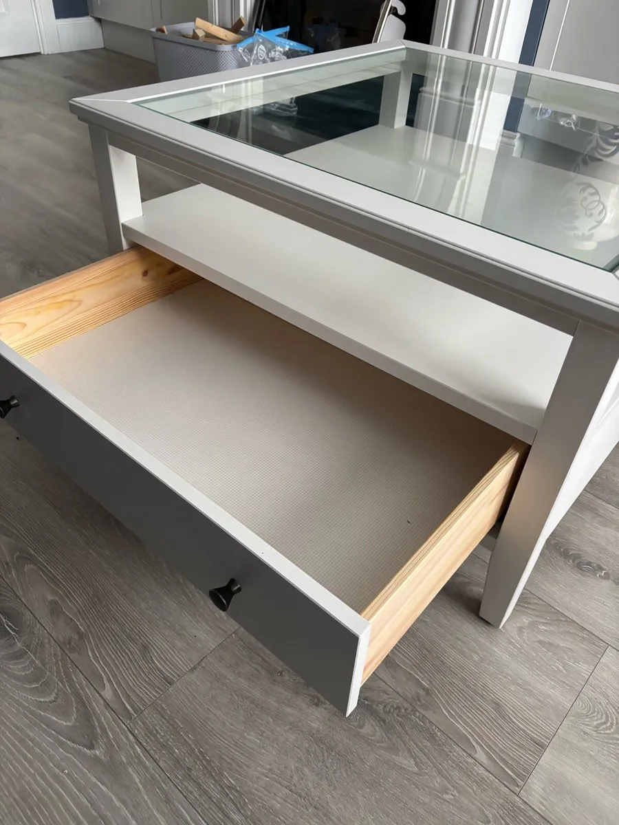 Coffee Table White - Like New - Image 3