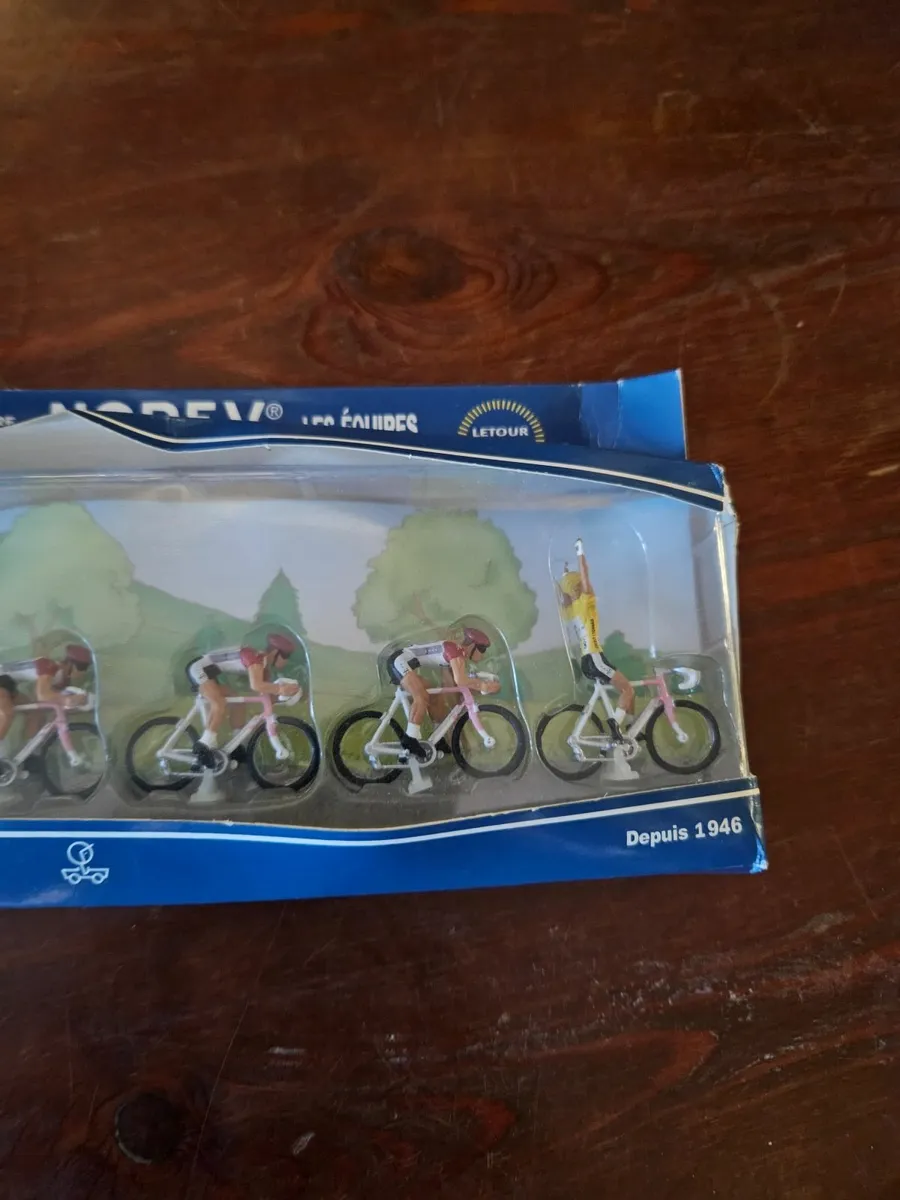 Corgi Norev Tour De France Cyclists - Image 3