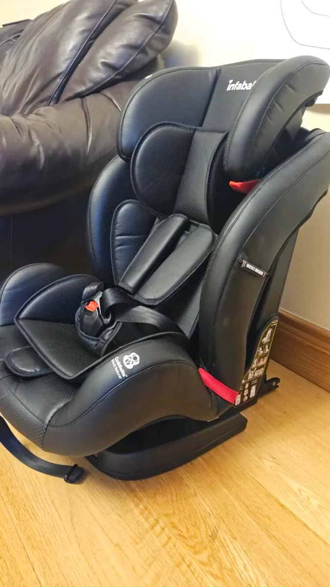 Group l+ll+lll Car Seat 9-36kg Infababy - Image 1