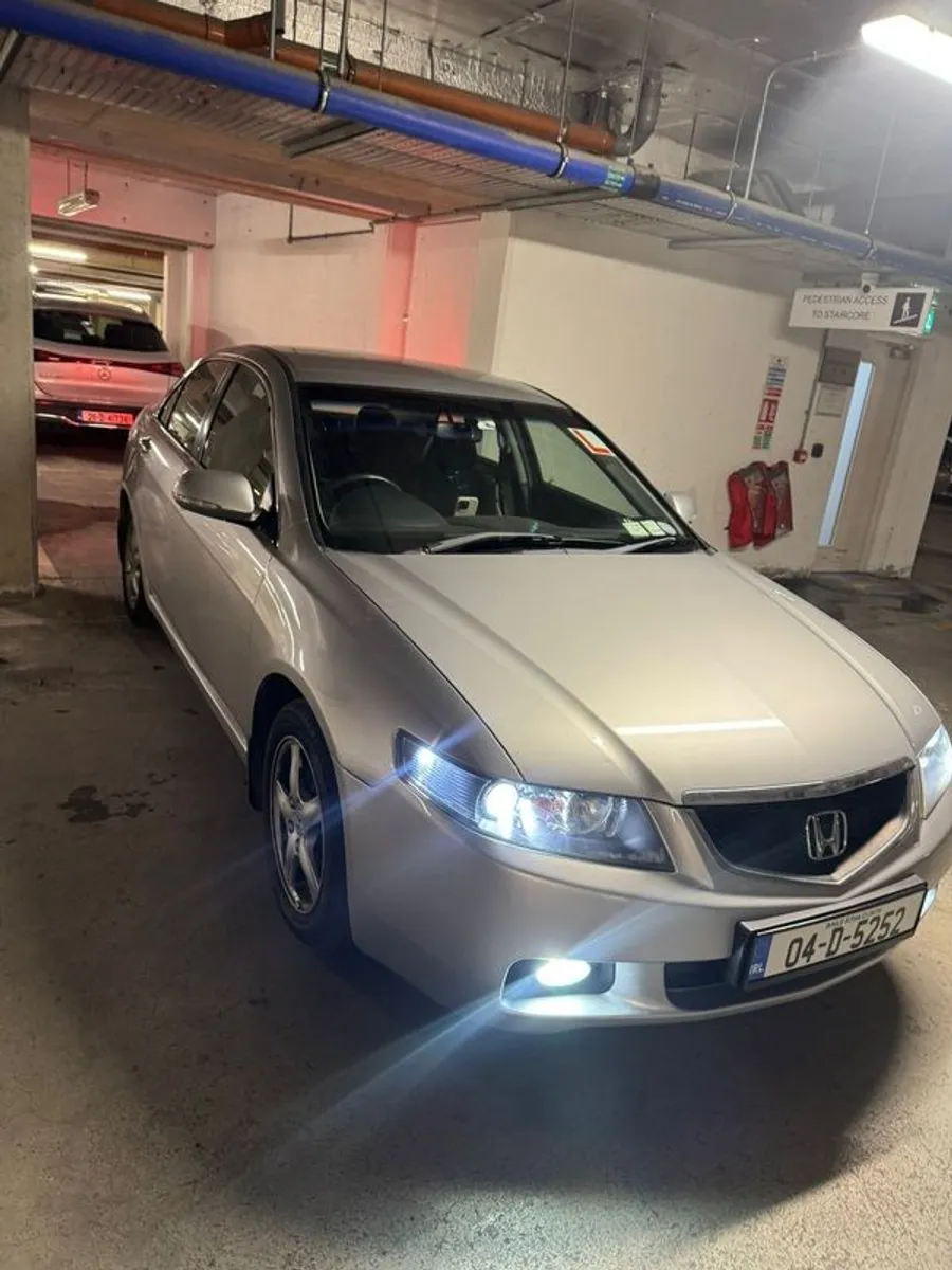 2004 Honda Accord - Image 1