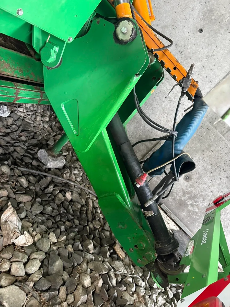 Malone silage wagon - Image 3