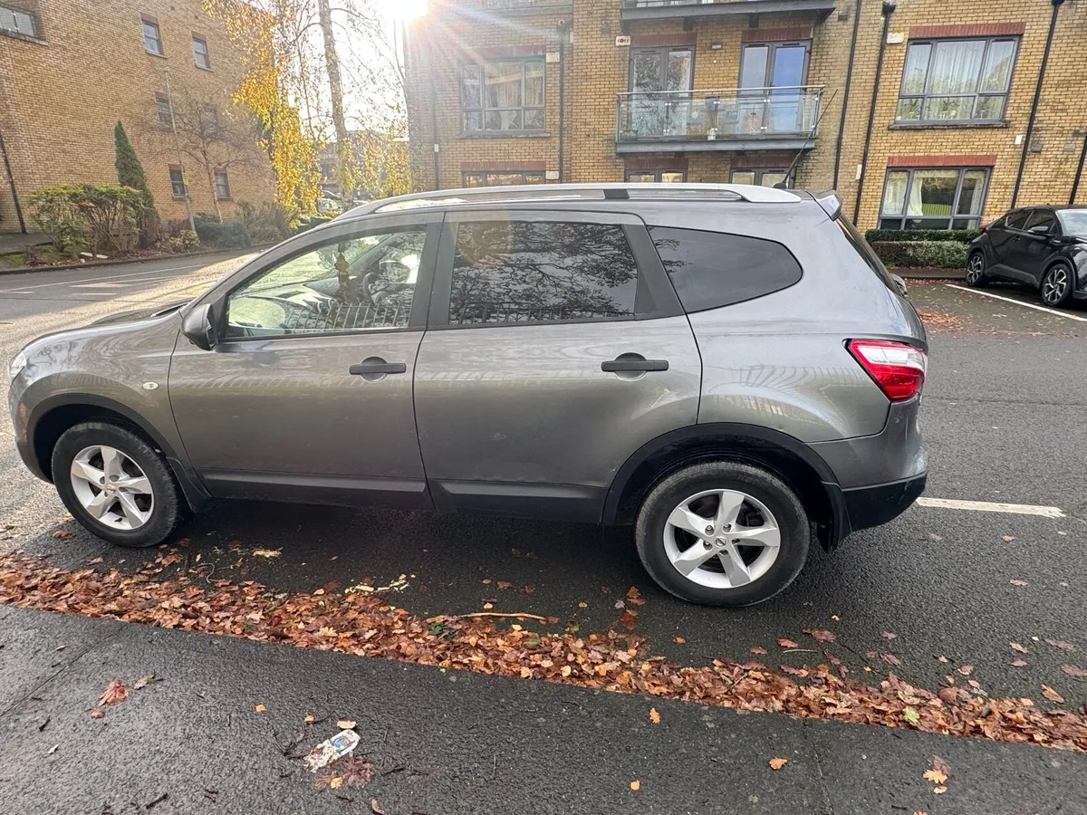 Nissan Qashqai+2 2012 - Image 2