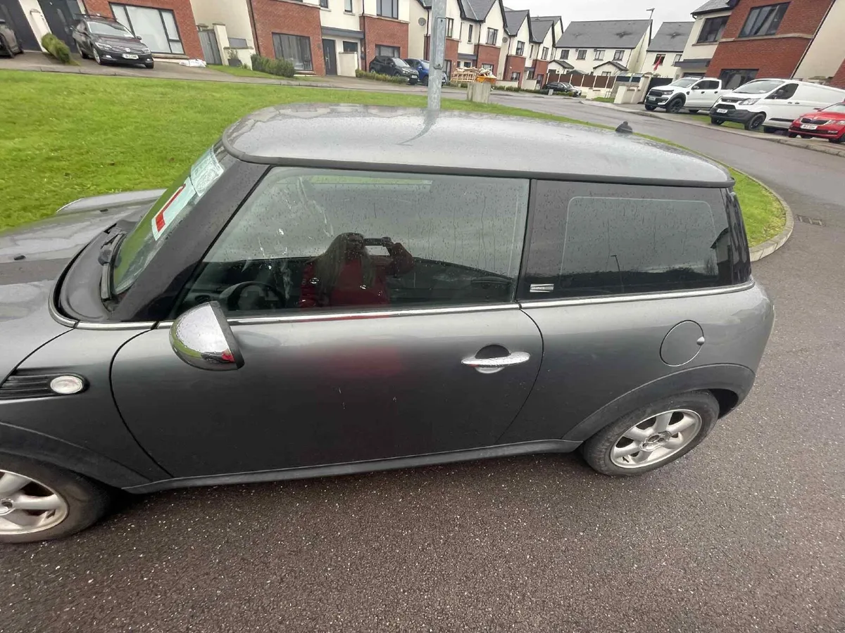 Mini One 2010 for sale/parts - Image 4