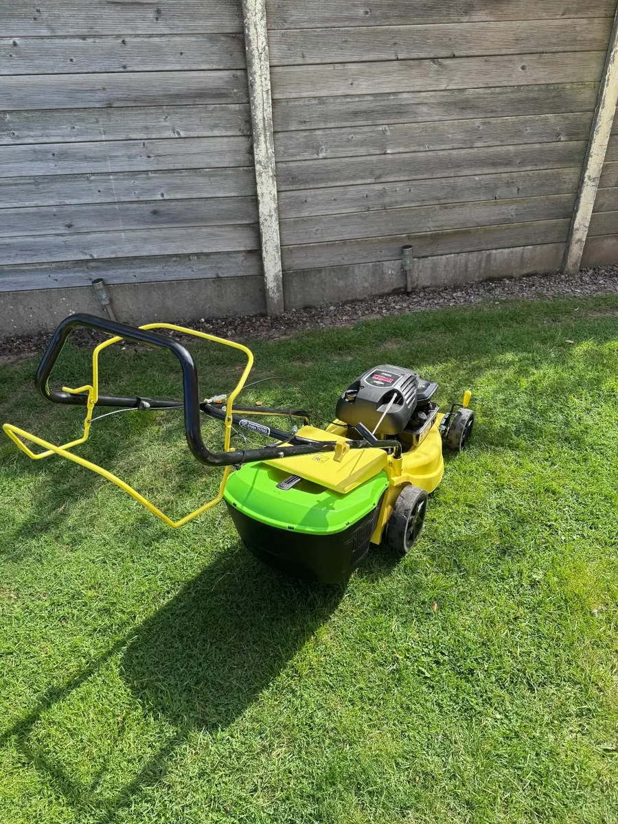Petrol Lawmower Self Propelled - Image 3
