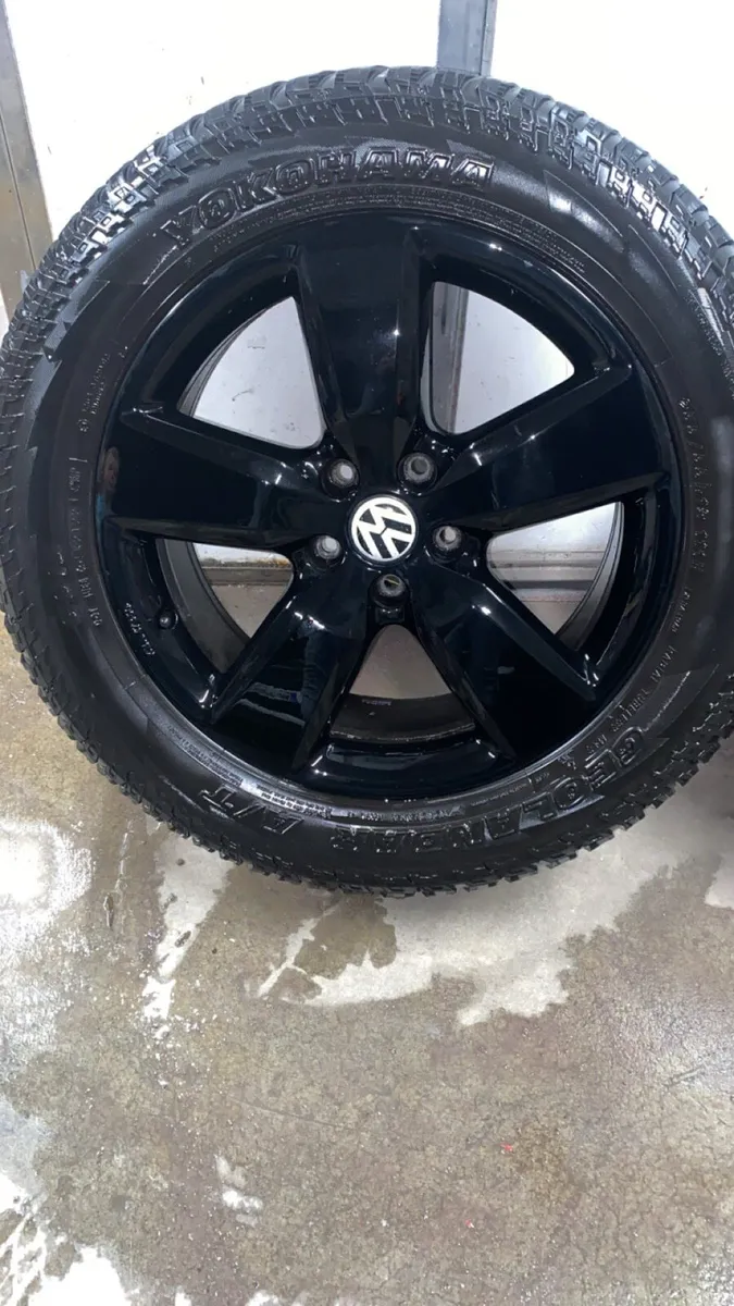 Vw amarok 19 inch wheels - Image 1