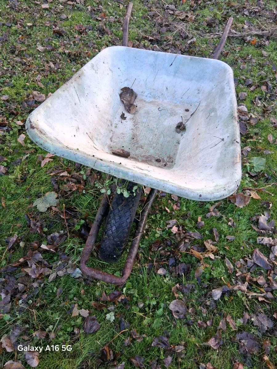 Wheelbarrow - Image 3