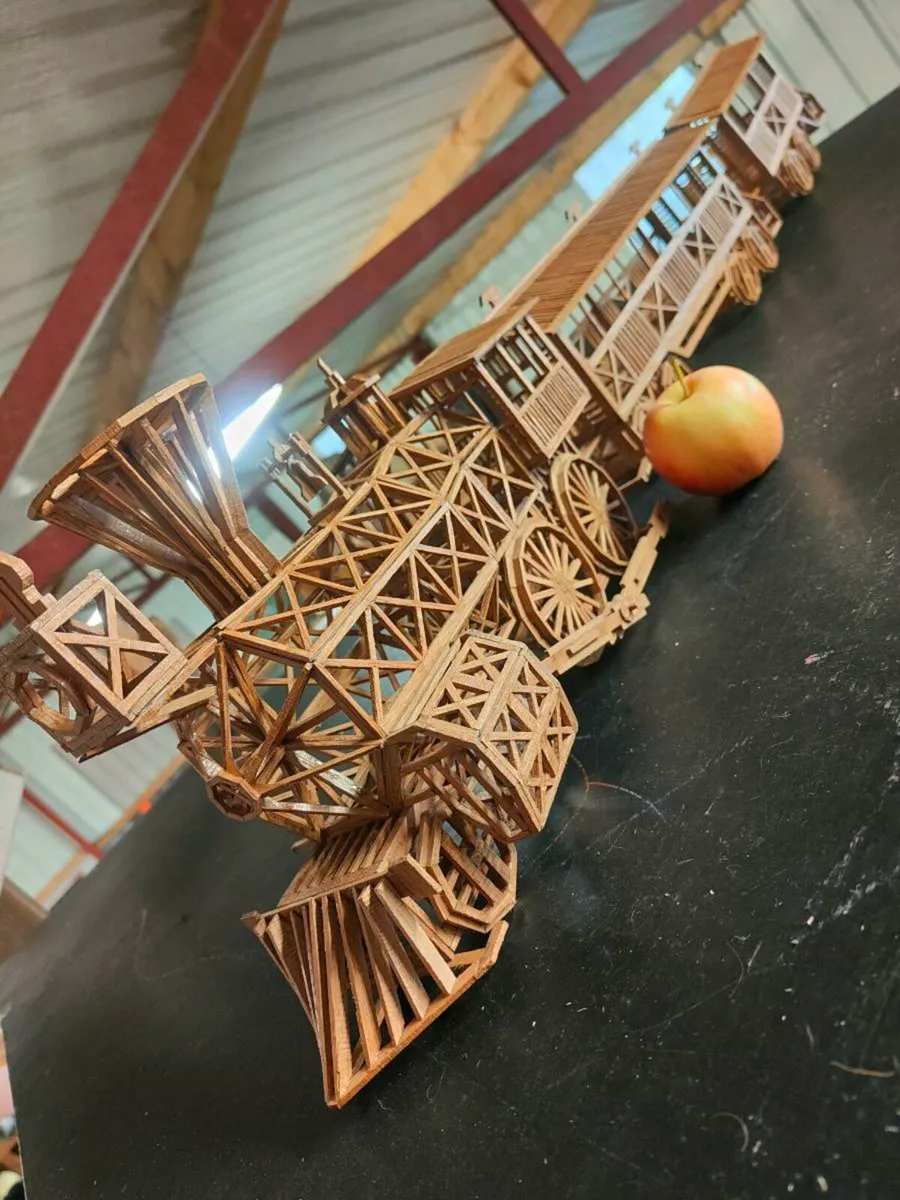 Hand crafted train and carriages - Image 3