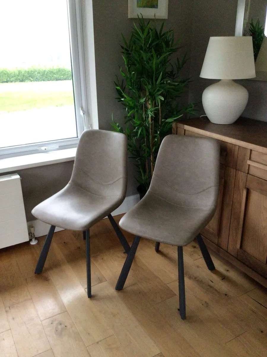 Dining chairs (New) - Image 1
