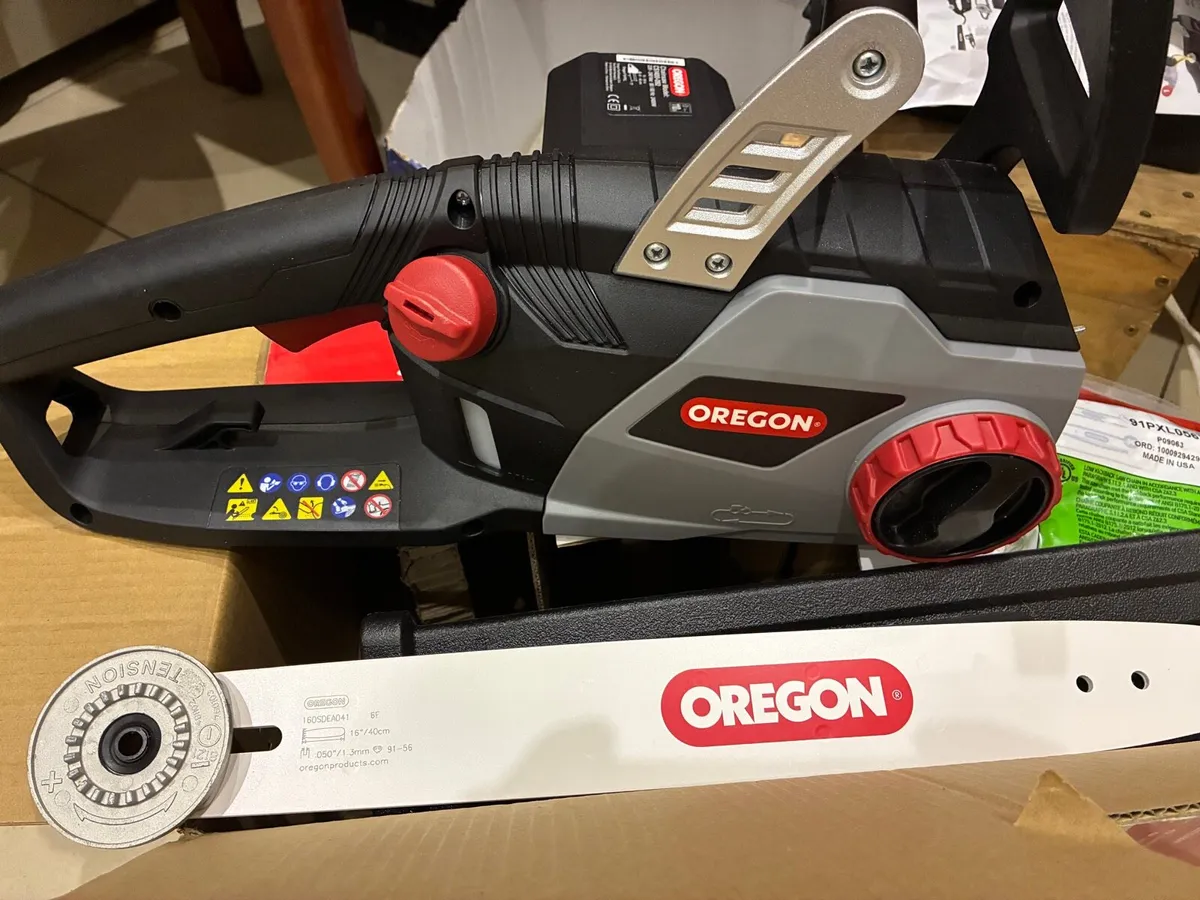 Oregon electric chainsaw - Image 1