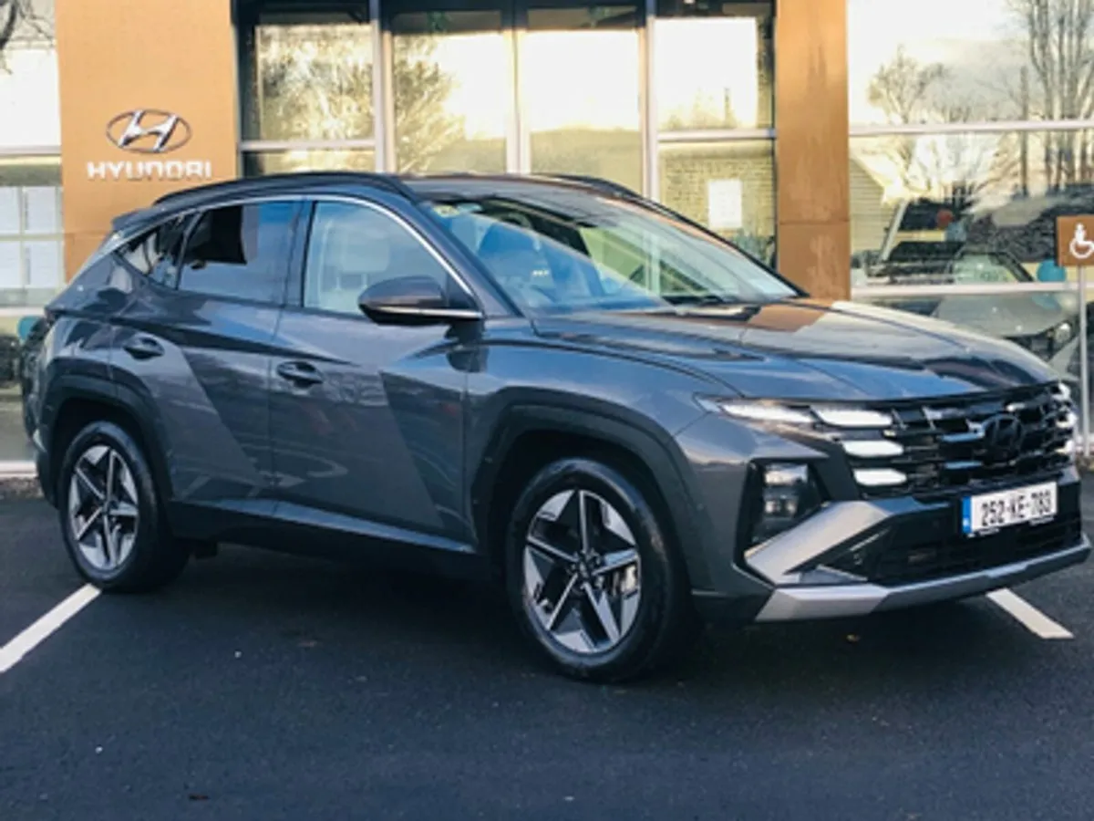 Hyundai Tucson Executive Plus 1.6 Diesel *Demonstr - Image 1