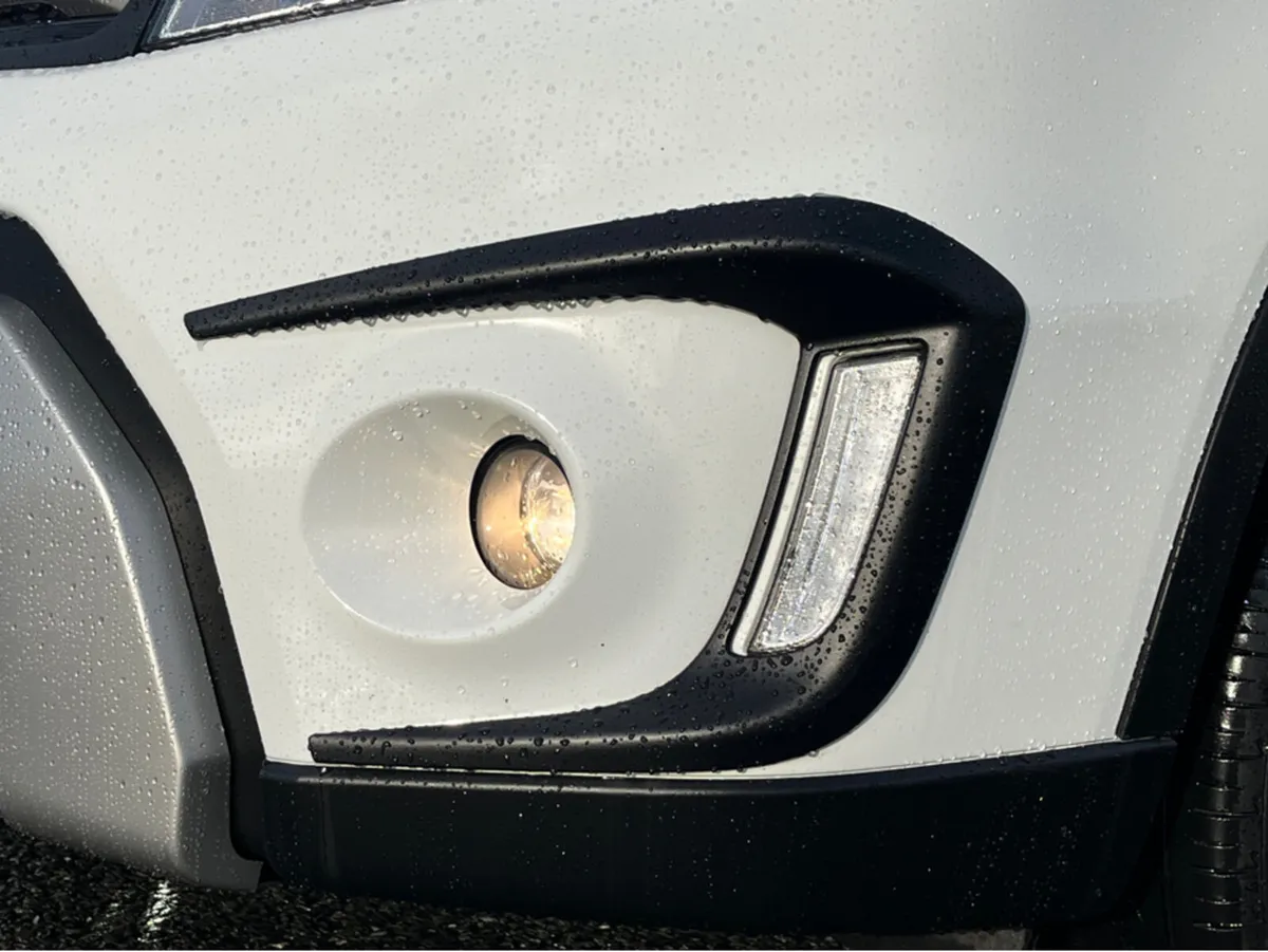 Suzuki Vitara GL+ DIESEL 5DR - Image 4