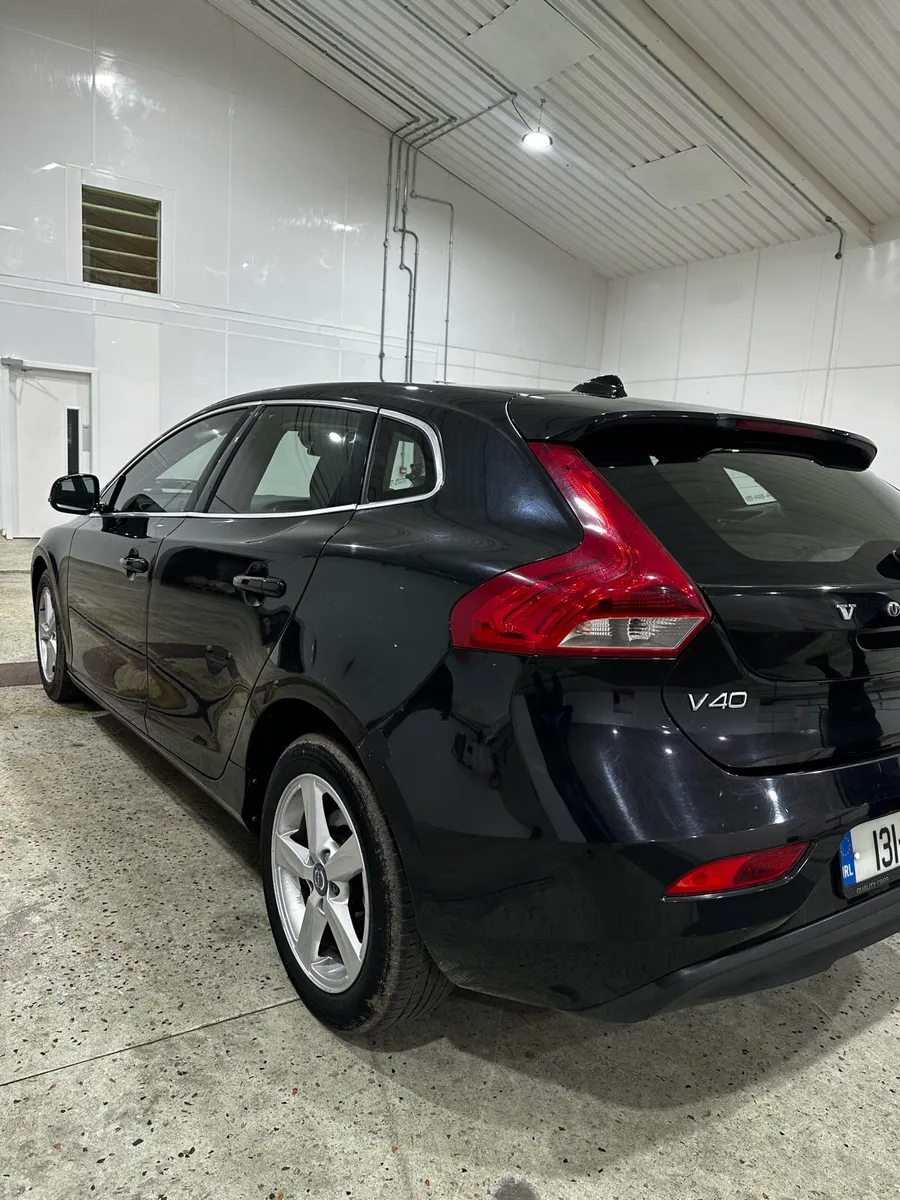 Volvo V40 , Perfect Condition - Image 3