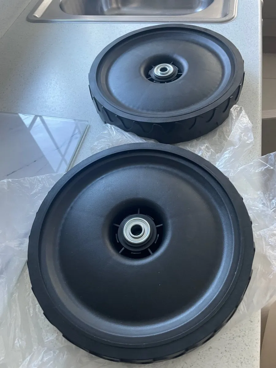 lawn mower wheels - Image 2