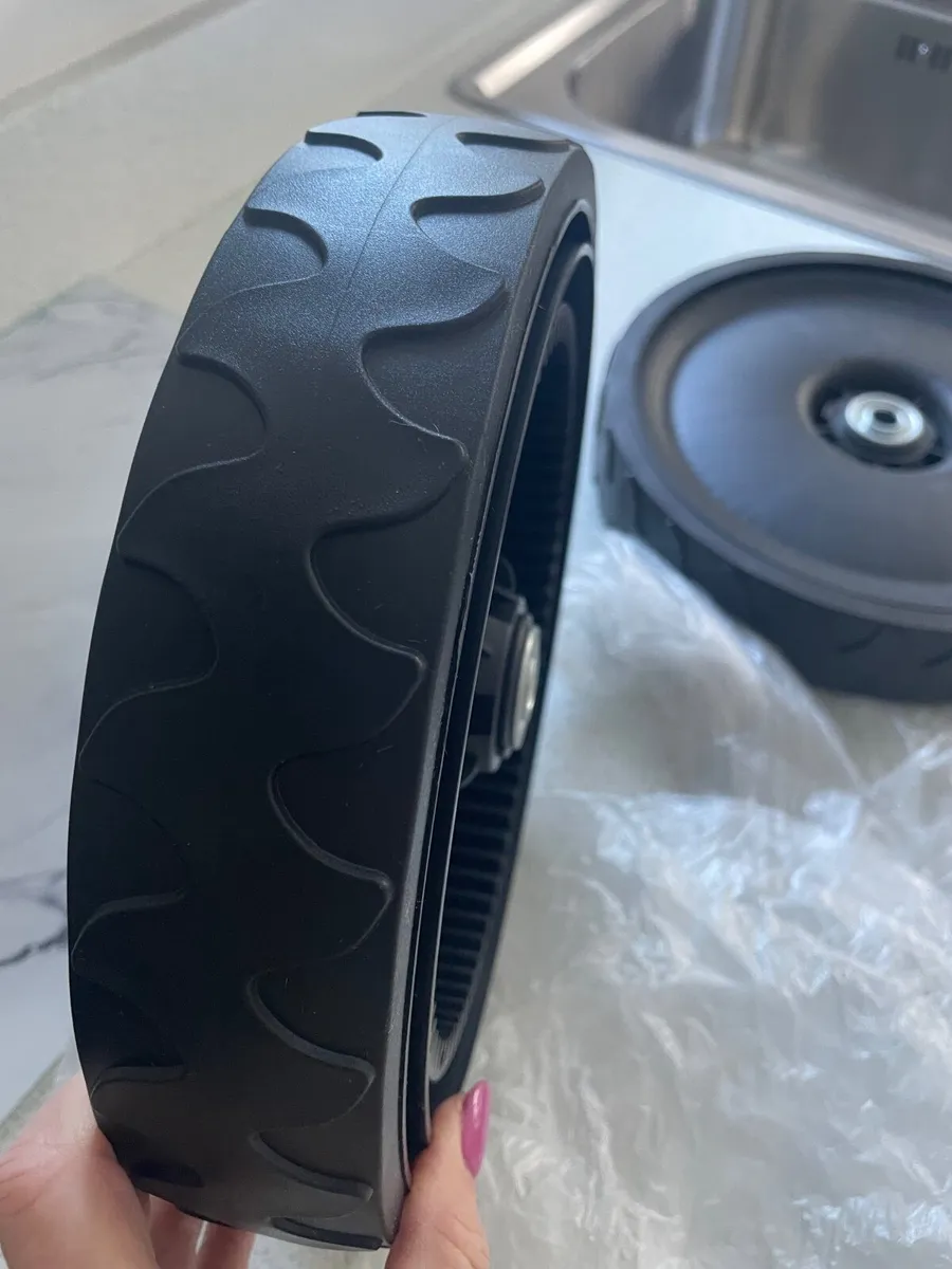 lawn mower wheels - Image 3