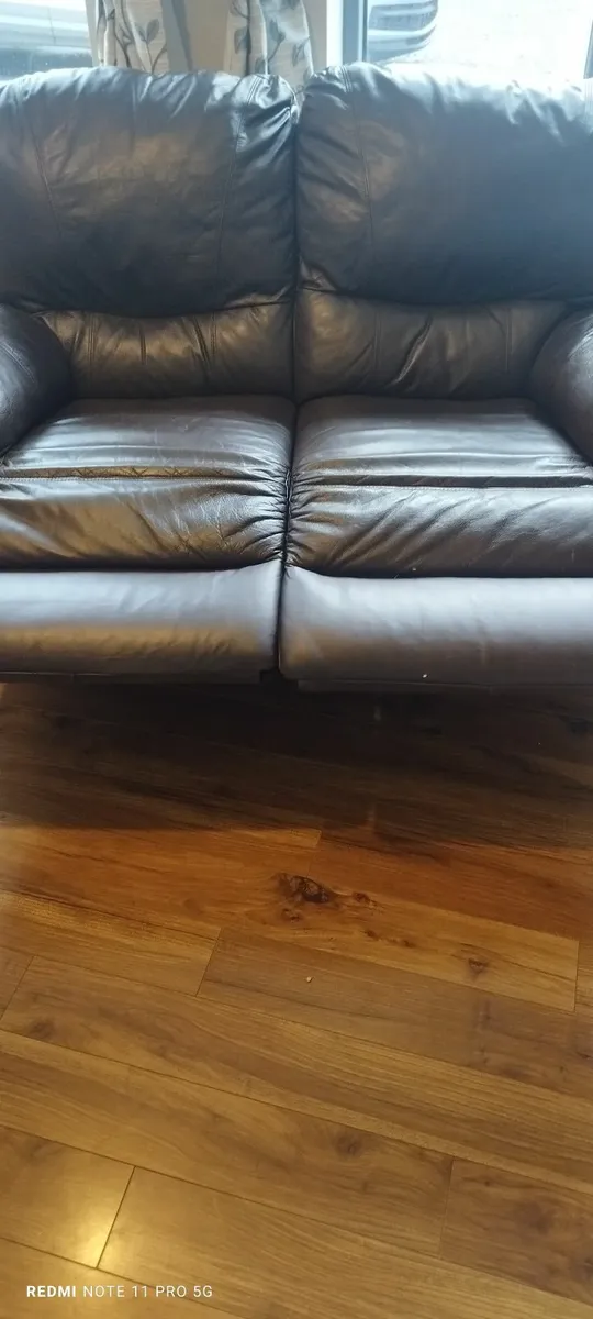 Two Seater Leather Recliner - Image 2