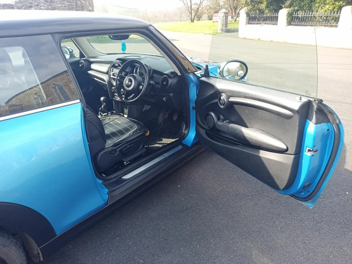 Mini Cooper Diesel manual 2016 full MOT 52mpg - Image 3
