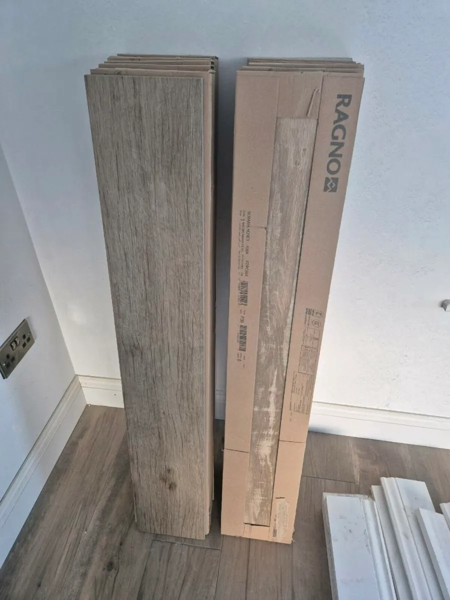 Wood Effect Floor Tiles - Image 2