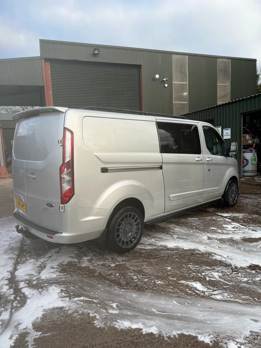 Ford transit custom factory crewcab - Image 2