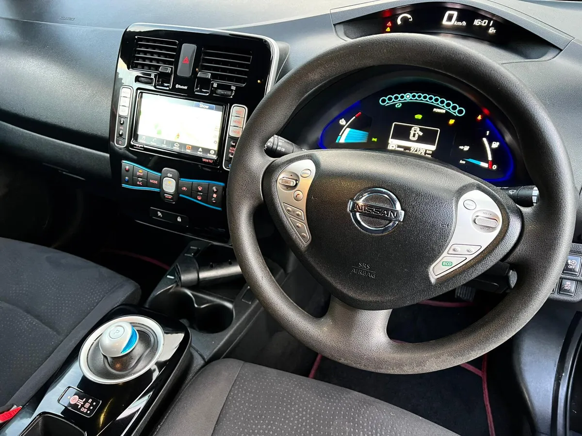 Nissan Leaf 2017 new nct 7/27 tax 2/26 - Image 3