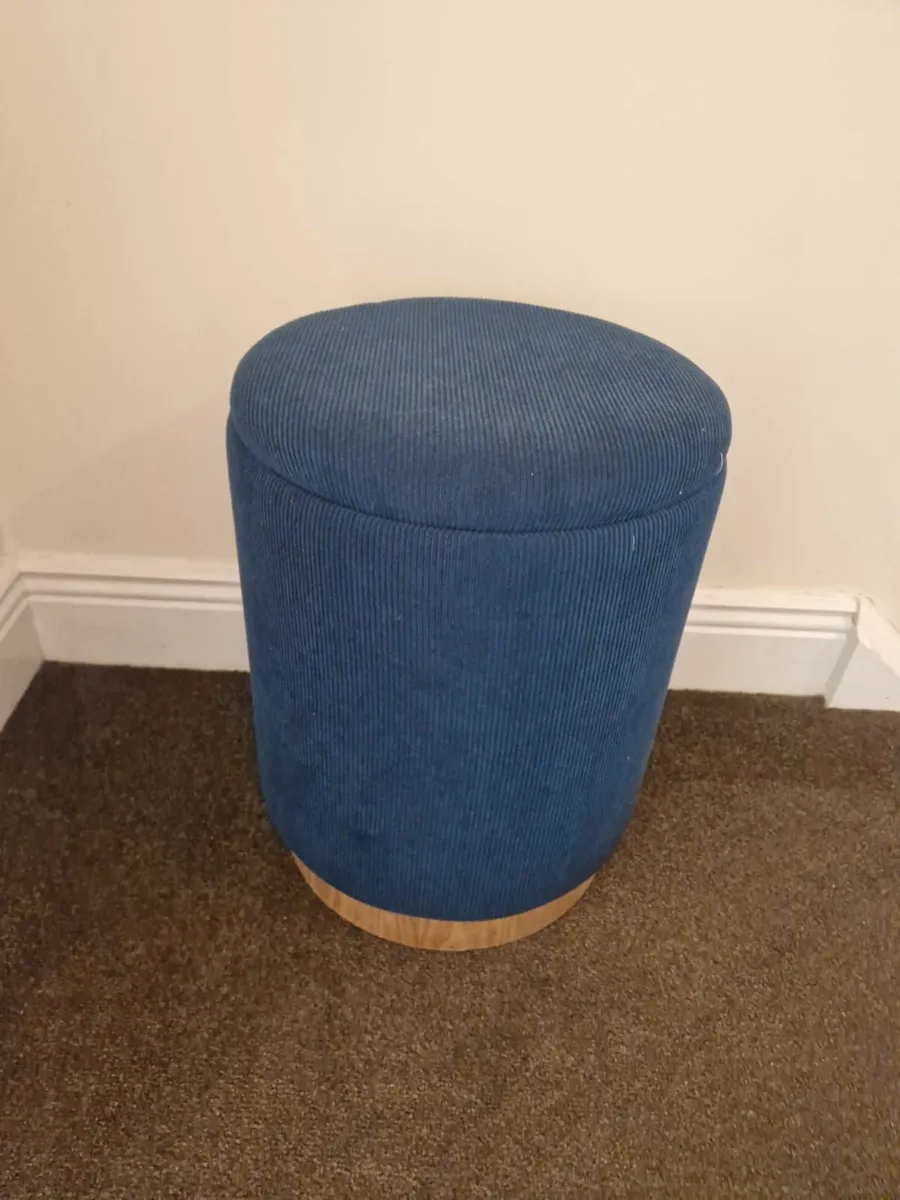 Dark Green Pouffe/Foot Stool with storage - Image 1