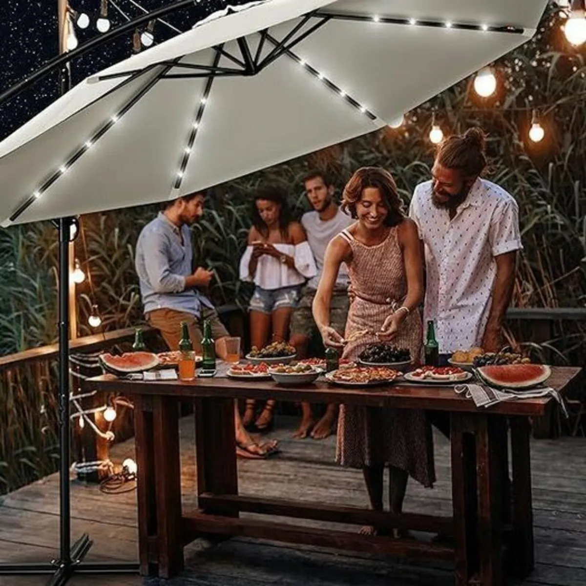 Aluminium LED Solar Cantilever Parasol, Diameter 3 - Image 1