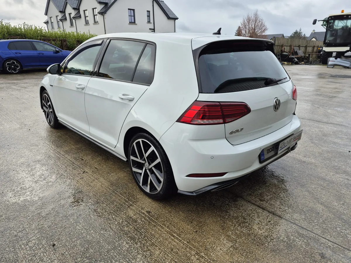 202 VW GOLF 1.6 TDI R-LINE - Image 4