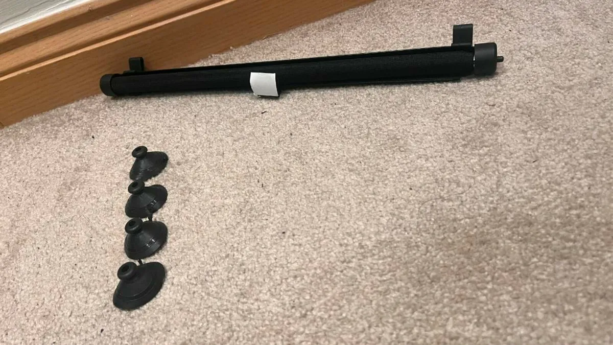 AUTO-XS Car Roller Blind - Image 3